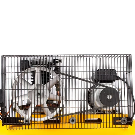 Компрессор воздушный BCI2300/100, ременный привод, 2.3 кВт, 100 литров, 400 л/мин Denzel 58114 купить в Нефтеюганске