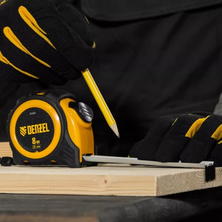 Рулетка Denzel 8м х 25мм, обрезиненный корпус, автоматическая фиксация 31553 купить в Нефтеюганске