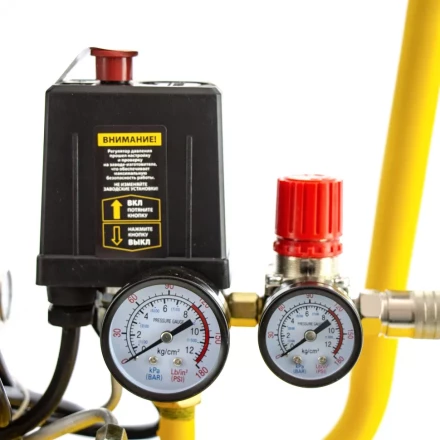 Компрессор воздушный, прямой привод DC1500/50, 1.5 кВт, 50 литров, 220 л/мин Denzel 58161 купить в Нефтеюганске