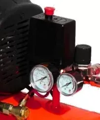 Компрессор масляный поршневой прямой привод Elitech КПМ 200/24 ПРОМО купить в Нефтеюганске