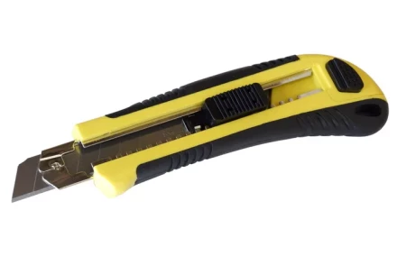 Нож со сменным лезвием 18 мм пластиковый корпус Энкор 9667 9667 купить в Нефтеюганске