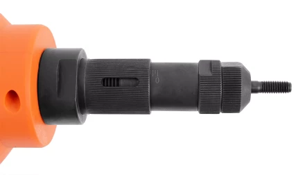 Аккумуляторный резьбовой заклепочник MESSER M2000 (М6) с двумя Li-Ion аккумуляторами купить в Нефтеюганске