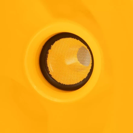 Воронка пластиковая 160 мм с металлическим ситом, непроливайкой и гибким наконечником Denzel 537208 купить в Нефтеюганске