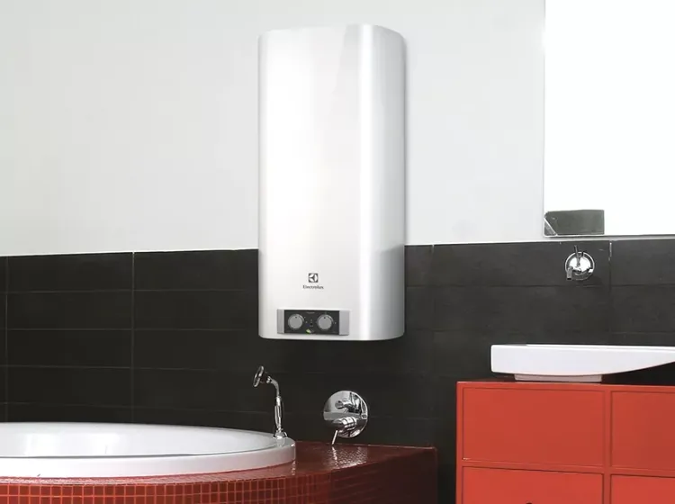 Водонагреватель ELECTROLUX EWH 30 Formax купить в Нефтеюганске