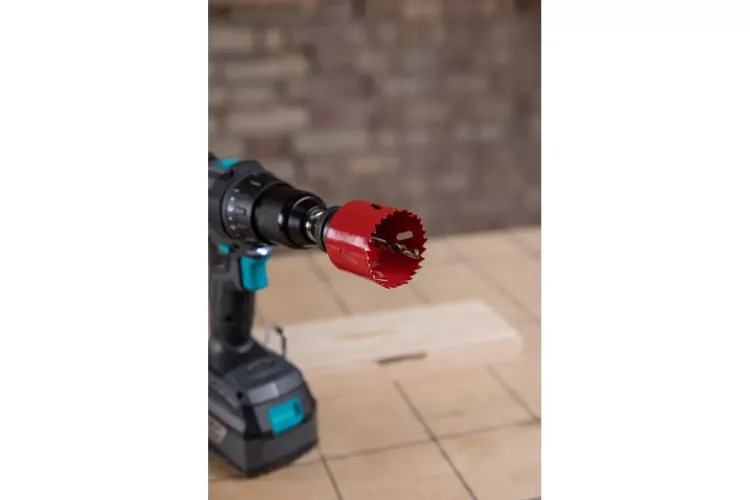 Коронка биметаллическая HAMMER Ф51х38мм 5/8" BiMETALL (224-010) купить в Нефтеюганске