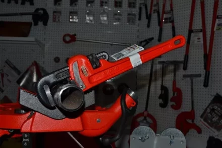 Прямой трубный ключ для тяжелых работ 12  31015 купить в Нефтеюганске