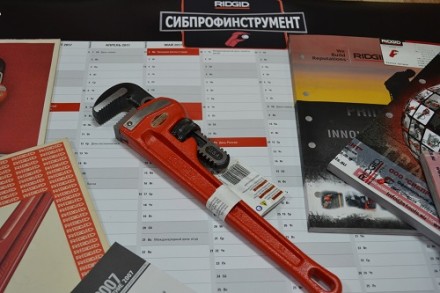 Прямой трубный ключ для тяжелых работ 12  31015 купить в Нефтеюганске
