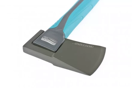 Топор универсальный 800 гр кованый тефлоновое покрытие двухкомпонентное пластиковое топорище 450 мм Gross 21452 купить в Нефтеюганске