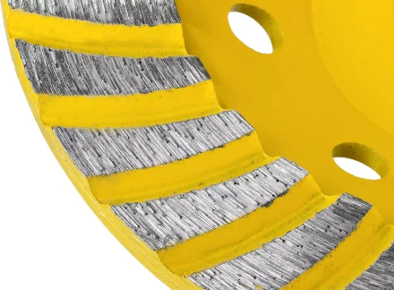 Чашка STAYER "PROFESSIONAL" алмазная сегментированная, высота 22,2мм, 180мм 33380-180 купить в Нефтеюганске