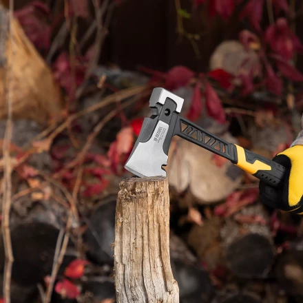 Топор цельнокованый 600 г Denzel 21499, двухкомпонентная обрезиненная рукоятка купить в Нефтеюганске