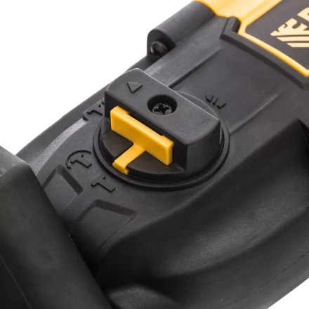 Перфоратор RH-650-18 Denzel 26603 купить в Нефтеюганске