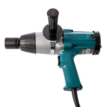 Ударный гайковерт Makita 6906 купить в Нефтеюганске