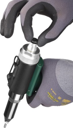 Заклепочник пневматический, KRAFTOOL 31188, корпус из композит материалов, для заклепок из нержав стали, 2,4-3,2-4-4,8мм 31188 купить в Нефтеюганске