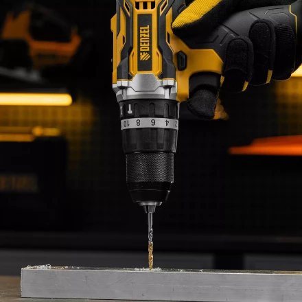 Сверло спиральное по металлу Denzel 4 x 75 мм, Р6М5, Golden Tip, 718229 купить в Нефтеюганске