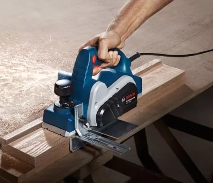 Рубанок BOSCH GHO 6500 (0.601.596.000) купить в Нефтеюганске