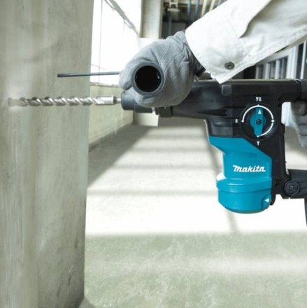 Перфоратор Makita HR3001CJ купить в Нефтеюганске