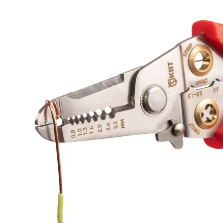 Многофункциональный стриппер КВТ WSS-02 для снятия изоляции с проводов 0.5–6.0 мм (102399) купить в Нефтеюганске