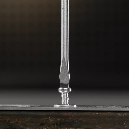 Отвертка, SL5x150 мм, S2, 3к рукоятка Denzel 121977 купить в Нефтеюганске