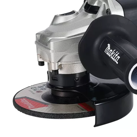 Углошлифовальная машина (болгарка) Makita GA5095X01 1900Вт, 125мм купить в Нефтеюганске