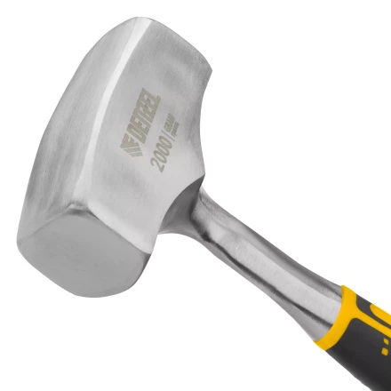 Кувалда 2 кг, цельнометаллическая, двухкомпонентная рукоятка Denzel 11013 купить в Нефтеюганске