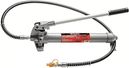 Насос гидравлический со шлангом для 10-тонной растяжки MATRIX 513255 купить в Нефтеюганске