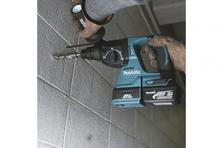 Аккумуляторный перфоратор Makita DHR242RT купить в Нефтеюганске