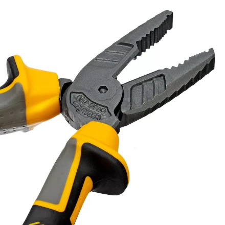 Плоскогубцы комбинированные 165 мм Denzel 17080, трехкомпонентные рукоятки купить в Нефтеюганске