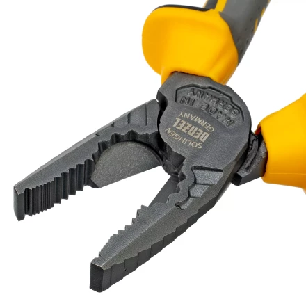 Плоскогубцы комбинированные 180 мм Denzel 17081, трехкомпонентные рукоятки купить в Нефтеюганске