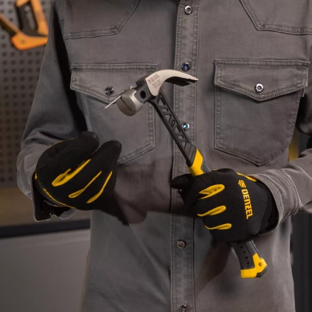 Молоток-гвоздодёр Denzel 10466, 450 г, цельнокованый,боек с магнитом, двухкомп. обрезин. рук-ка купить в Нефтеюганске