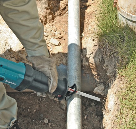 Пила сабельная Makita JR 3050 T купить в Нефтеюганске