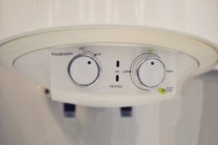 Водонагреватель ELECTROLUX EWH  80 Heatronic Slim купить в Нефтеюганске