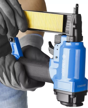 Степлер (гвозде/скобозабиватель) пневматический для скоб тип 55 (16-30 мм) и тип 300 (10-35 мм) 3192 серия ПРОФЕССИОНАЛ купить в Нефтеюганске