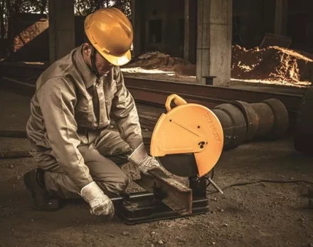 Пила монтажная STSC2135 Stanley купить в Нефтеюганске