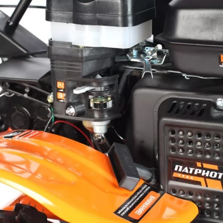 Мотоблок PATRIOT Урал (Колеса EXTREME) 440107581 купить в Нефтеюганске