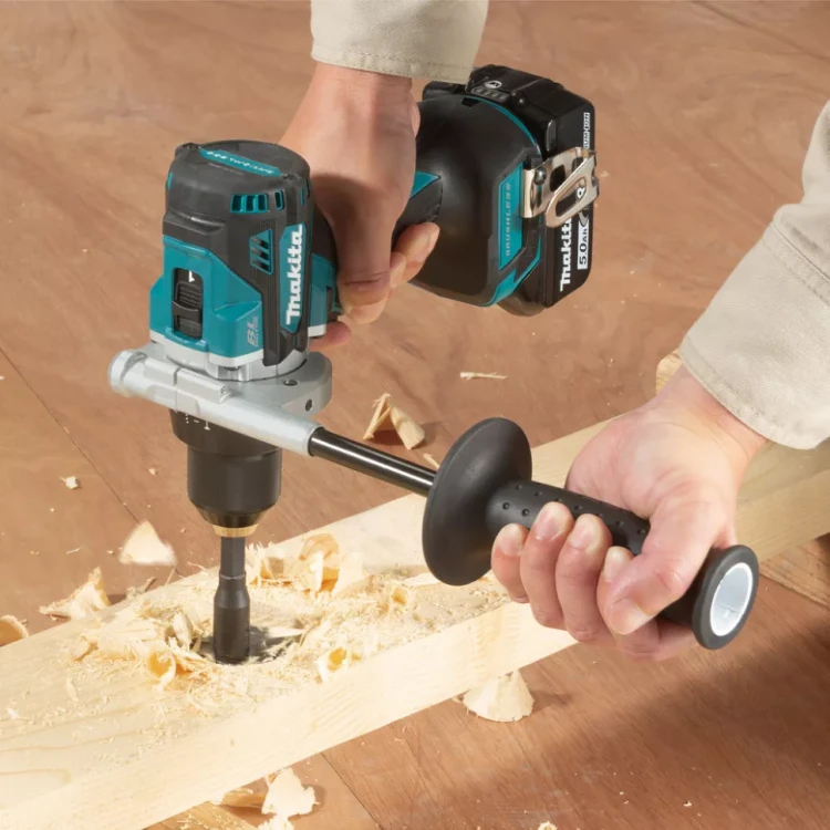 Аккумуляторная дрель-шуруповерт Makita DDF486RT купить в Нефтеюганске