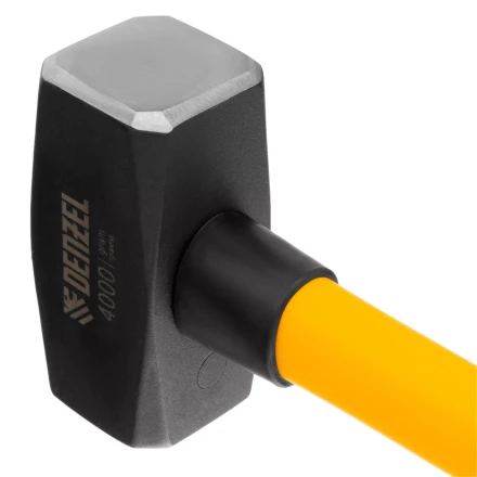 Кувалда 4000 г, кованая, фибергласовая  рукоятка c TPR покрытием, 880 мм Denzel 11023 купить в Нефтеюганске