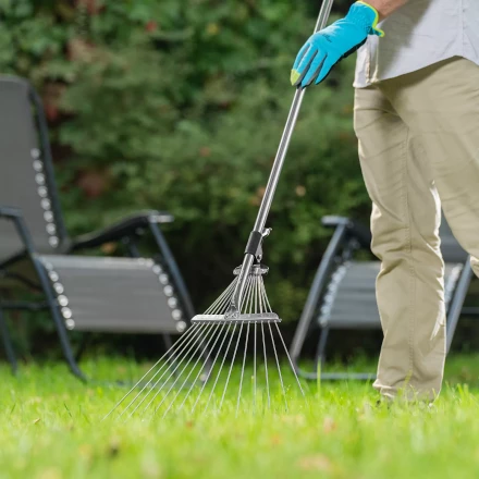 Грабли веерные стальные Palisad, 190 - 520 х 1200 - 1500 мм, 15 зубьев, раздвижные, стальной черенок, 6175655 купить в Нефтеюганске