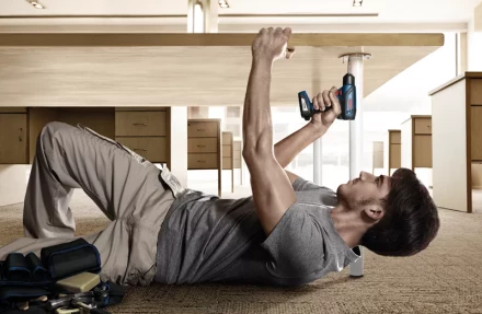 Аккумуляторная дрель BOSCH GSR 1000 (0.601.9F4.020) купить в Нефтеюганске