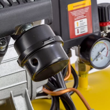 Компрессор воздушный Denzel DKV2200/100 Х-PRO 58079 купить в Нефтеюганске