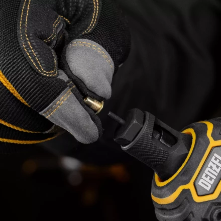 Заклепки резьбовые, стальные, оцинкованные, М3, пластиковый кейс, 200 шт. Denzel 40600 купить в Нефтеюганске