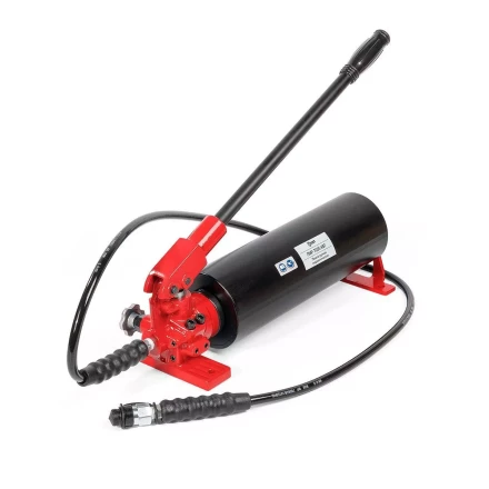 Помпа гидравлическая ручная КВТ ПМР-7035 объем маслобака 3.5 л (85140) купить в Нефтеюганске