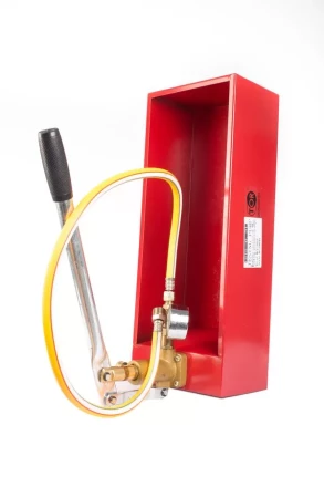 Опрессовочный насос ручной TOR 12 л 5 МПА 1003482 купить в Нефтеюганске