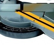 Пила торцовочная DeWALT  DWS 777-QS купить в Нефтеюганске