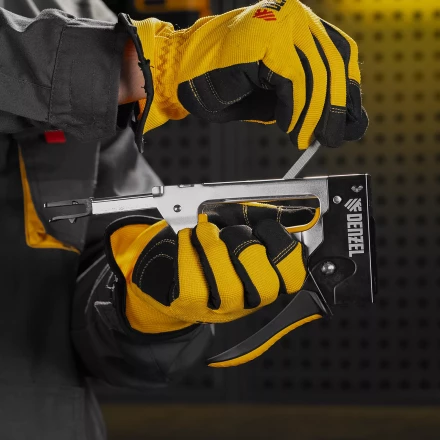 Степлер металлический, скобы в комплекте, 2К рукоятка, тип 53, 6-10 мм Denzel 40222 купить в Нефтеюганске