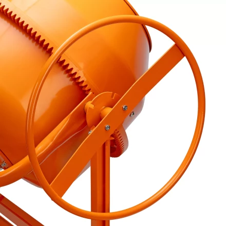 Бетоносмеситель Сибртех БСЕ-180 95479, 180 л, 700 Вт купить в Нефтеюганске