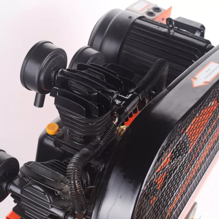 Компрессор масляный поршневой ременной PATRIOT PTR100/670 купить в Нефтеюганске
