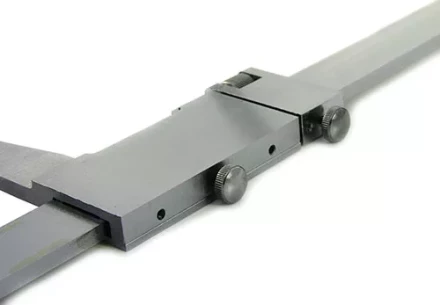 Штангенциркуль ШЦ 3-3000 (0.05) купить в Нефтеюганске