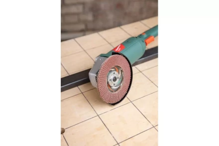 Круг Лепестковый Торцевой (КЛТ) HAMMER КЛТ 1 Ф125х22 Р60 213-025 купить в Нефтеюганске