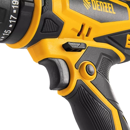 Дрель-шуруповерт сетевая ударная Denzel 26211, ISD-300-13 купить в Нефтеюганске