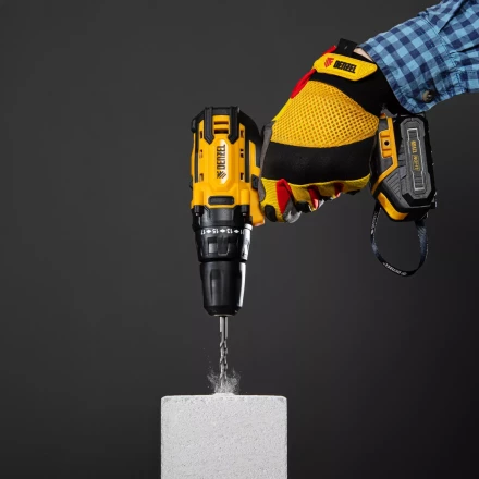 Дрель-шуруповерт аккумуляторная CDL-12-01CB, Li-Ion, 12 В, 1 акк.// Denzel 26104 купить в Нефтеюганске